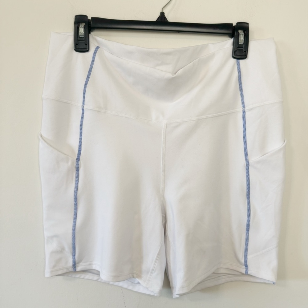 FABLETICS Oasis PureLuxe High-Waisted Shorts - Picture 4 of 7